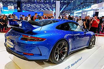 Porsche 911 GT3 (991.2) rear