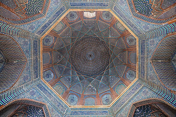 Secondary dome of Shah Jahan Mosque, Thatta by Alexander Savin