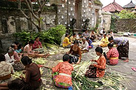 Balinese women preparing offerings