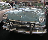 Ford 1951 cabriolet (vista frontal)