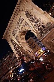 Porte Saint-Denis la nuit (mars 2022)