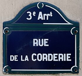 Voir la plaque.