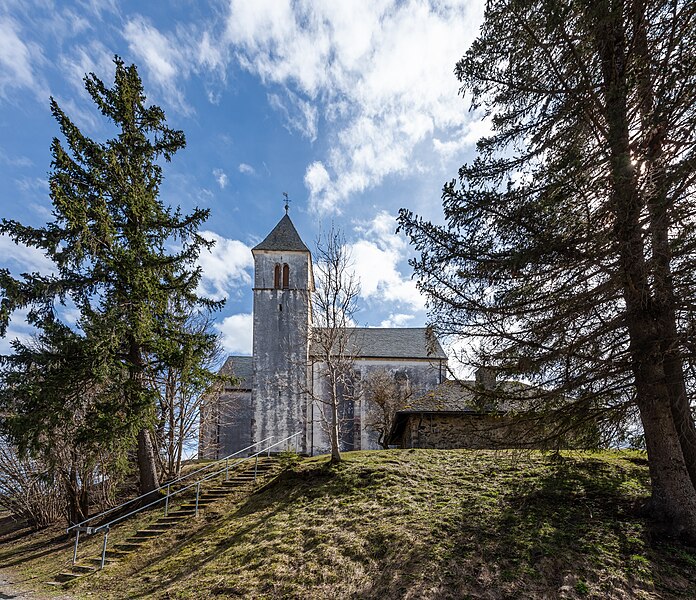 File:Magdalensberg Filialkirche hll. Helena und Maria Magdalena N-Ansicht 29032023 3706.jpg