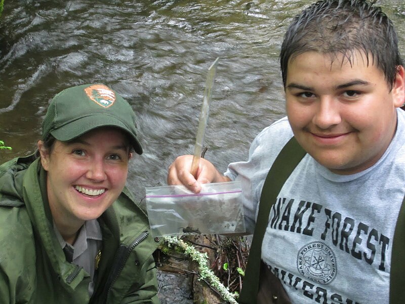 File:Citizen scientist sampling in Great Smoky Mountains National Park (6af8496a-1dd8-b71b-0bb8-e844f1d32f62).JPG