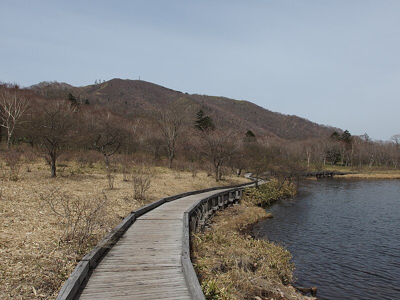 File:Kakumanbuchi Marsh @ Mount Akagi area (14225196993).jpg