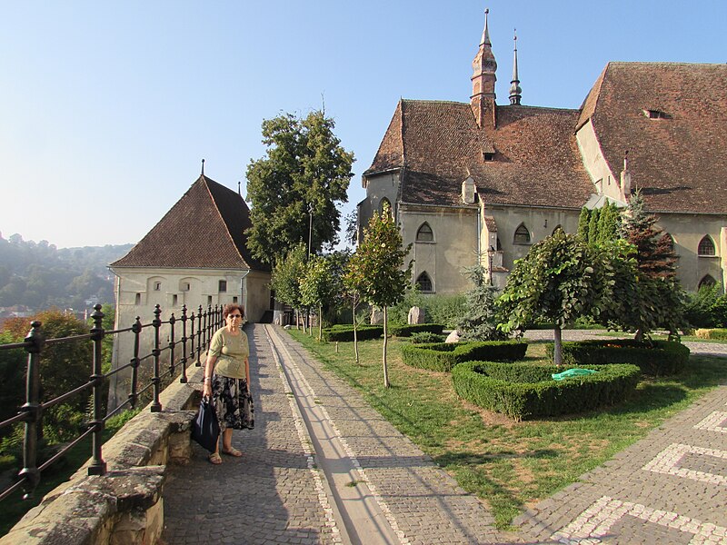 File:Turnul Fierarilor din Sighisoara5.JPG