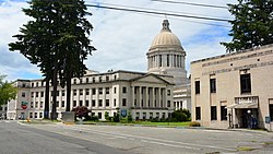 Washington State Capitol - John A. Cherberg, Legislative, and Irv Newhouse Buildings (cropped)