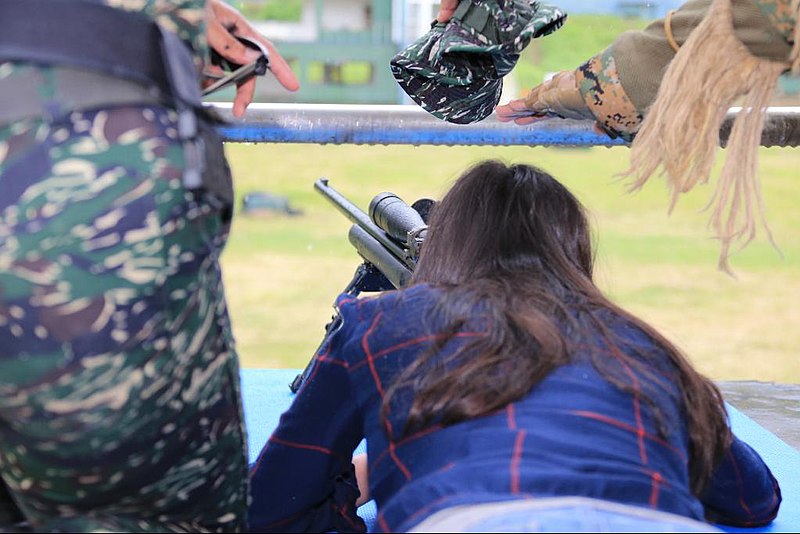 File:立法院考察海軍陸戰隊特勤隊戰備整備及左營地區國軍老舊眷村改建暨文化保存工作 11.jpg