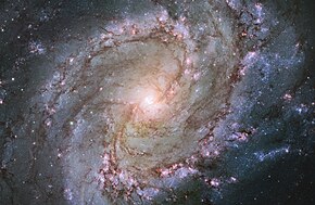 Galaxie Jižní větrník na snímku z Hubbleova vesmírného dalekohledu