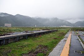 Bahnhofsgelände der Station Ōtsuchi (大槌駅), Jahre nach der Katastrophe (Foto: 15. September 2013)