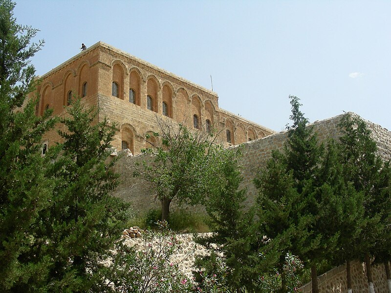 File:Kloster Deir az-Zafaran Kurkmo Dayro Deyrüzzaferân Manastırı Dayro d-Mor Hananyo (syrisch-orthodox (jakobitisches)) (39732942534).jpg