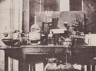 Instruments de laboratoire, vers 1851.