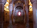 Intérieur de la chapelle romane