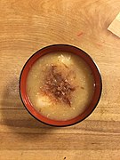 福井の雑煮（丸餅、昆布出汁、味噌、花がつお）