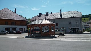 Place de Foncine le Haut.JPG