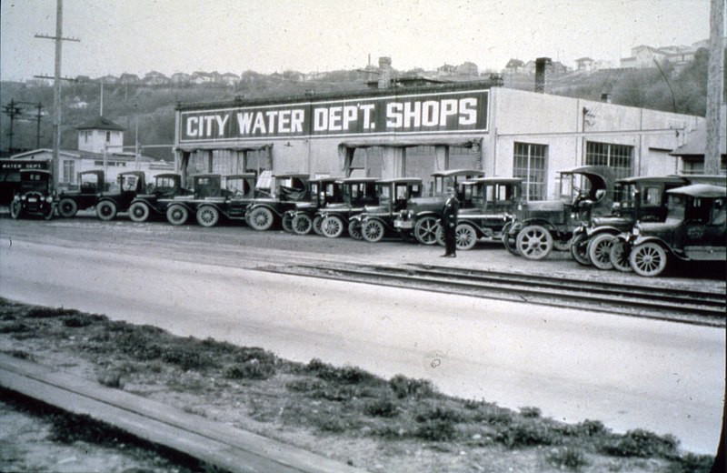 File:Cars outside Seattle City Water Department shops, circa 1920s (51581813431).jpg