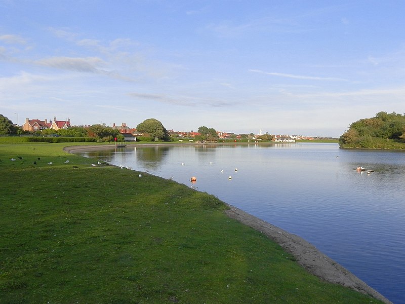 File:Fairhaven Lake - geograph.org.uk - 2570688.jpg