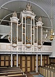 Interieur met orgel (2000)