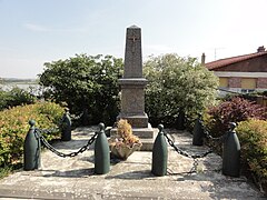 Monument aux morts.