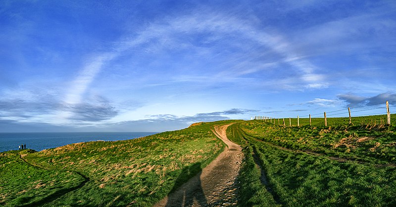 File:Arc blanc - white rainbow.jpg