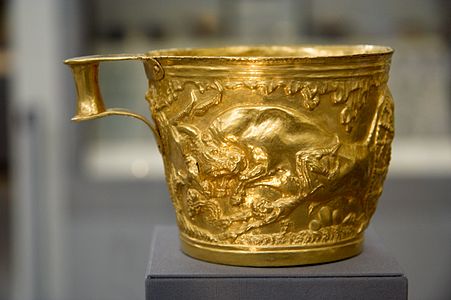 Una copa de Vàfeio que mostra una caça d'urs, (segle xv aC)