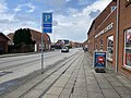 Spjald hovedgade, primærrute 11, fotograferet fra Ramsing Shoppingcenter mod nord