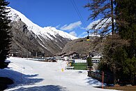 Aankomst van de skipistes in het dorpscentrum