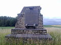 Walhain, Cénotaphe en mémoire des résistants Georges Balza d'Ernage et Albert Drouard de Sauvenière, abattus le 7 septembre 1944. Nationale 4, km32.