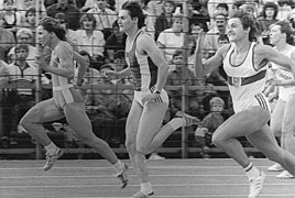 Bundesarchiv Bild 183-1988-0604-005, Marlies Göhr, Kerstin Behrendt, Silke Möller.jpg