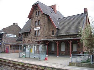 Stationsgebouw (thans niet meer als zodanig in gebruik) aan de Voreifelbahn