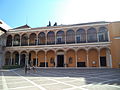 Edificio que formó parte de la Casa de Contratación de Indias, en la parte oeste del patio de la Montería del Alcázar de Sevilla