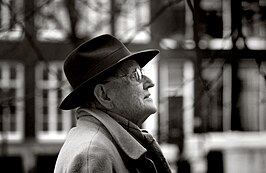 Kees Fens (Amsterdam - Keizersgracht, januari 2004).