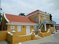 Henriquez Building, Oranjestad Author: Natalie Liao Jen