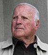 A. J. Foyt at the 2015 Indianapolis 500 looking to the right of the camera