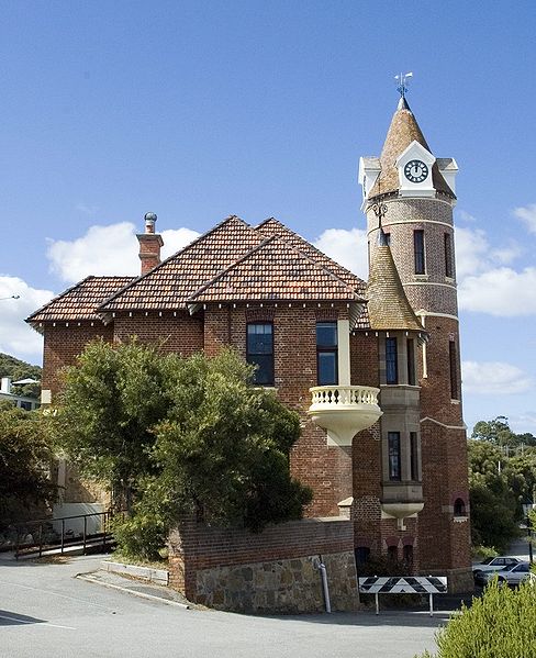 File:Albany UWA Centre.jpg