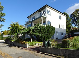 Funkisvilla, Aluddsvägen 14, arkitekt Georg Lindberg (byggår 1936).