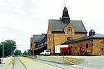 Haparanda station, sidan för finska tåg, år 2003. Det är denna plattform som nu skall projekteras och byggas om omkring år 2024 för att kunna möjliggöra att finska tåg kan stanna om sådan persontrafik startas upp.