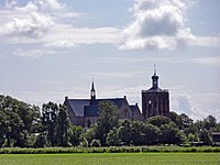 De kerk gezien vanaf het kerkenpad, de Tillefonne (2011)