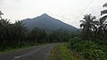 Pemandangan Gunung Etinde