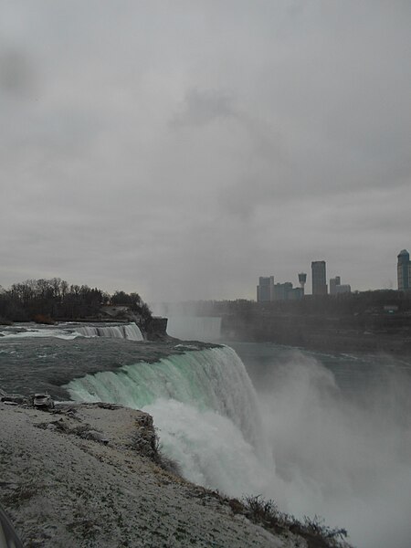 File:Niagara Falls State Park (15898147270).jpg