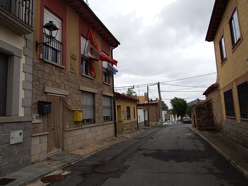 File:Ojos Albos, Ávila 44.jpg