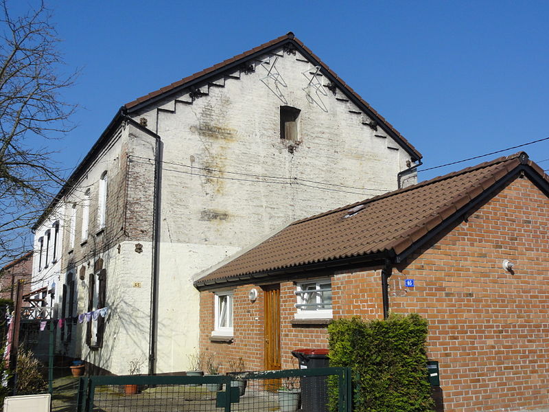 File:Dourges - Cité Bruno Ancienne des mines de Dourges (10).JPG