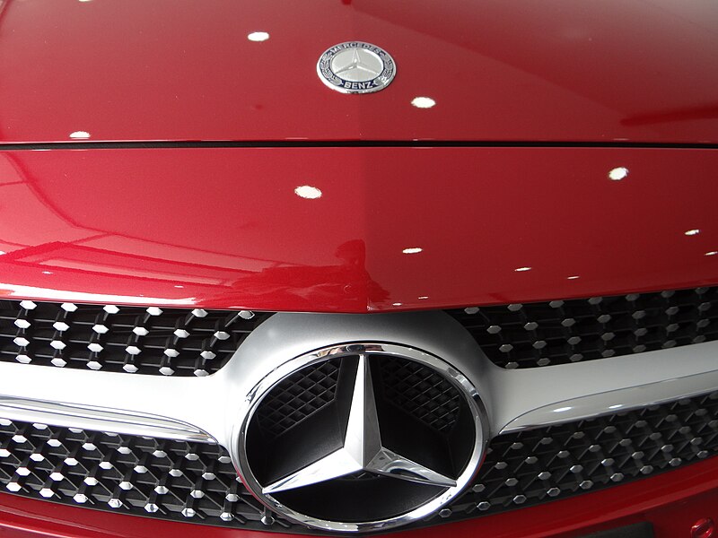 File:(Mercedes-Benz) the color red. Photography by David Adam Kess.jpg