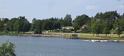 Badplatsen sedd från kyrkogården