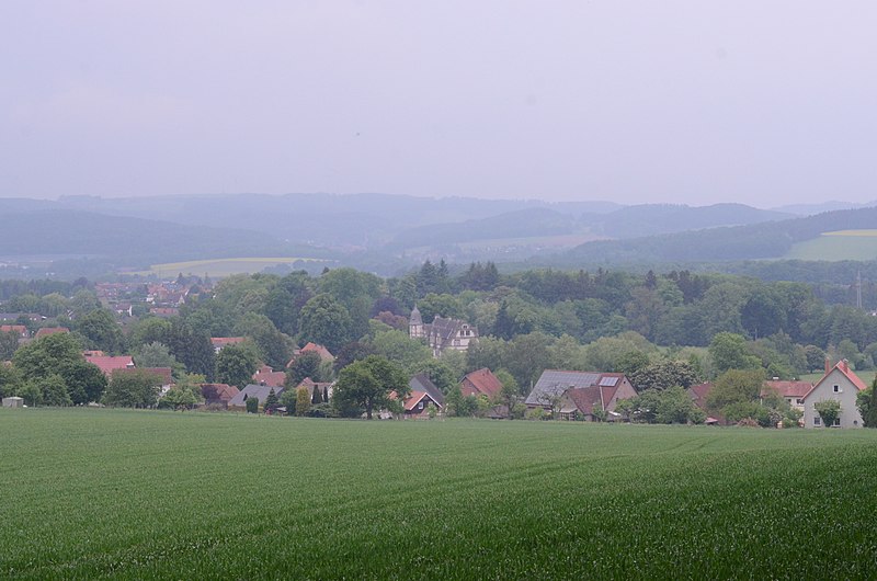 File:Wendlinghausen.Dörentrup,Löhlberg.jpg