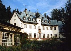 Hotel Krušnohor, někdejší lovecký zámeček z roku 1919