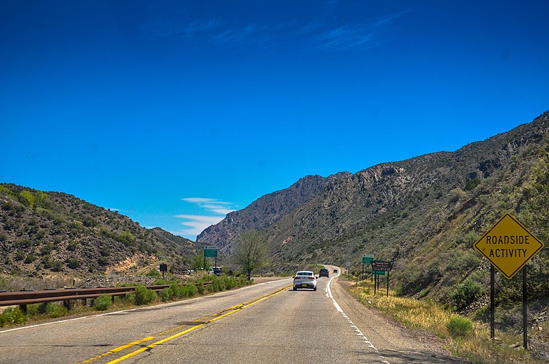 File:River road to taos.jpg