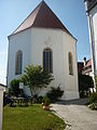 Schlosskapelle St. Martin mit Sonnenuhr