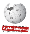 Logo Wikipedia bahasa Turki setelah berakhirnya blokade di Turki. Teks bertuliskan: "2 yıldır özlüyoruz", yang artinya "Selama 2 tahun kami merindukanmu" (2019)