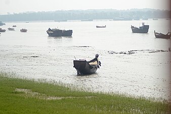 Boote auf dem Fluss